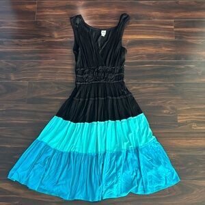 Signature by Sangria Black and Blue Midi Dress